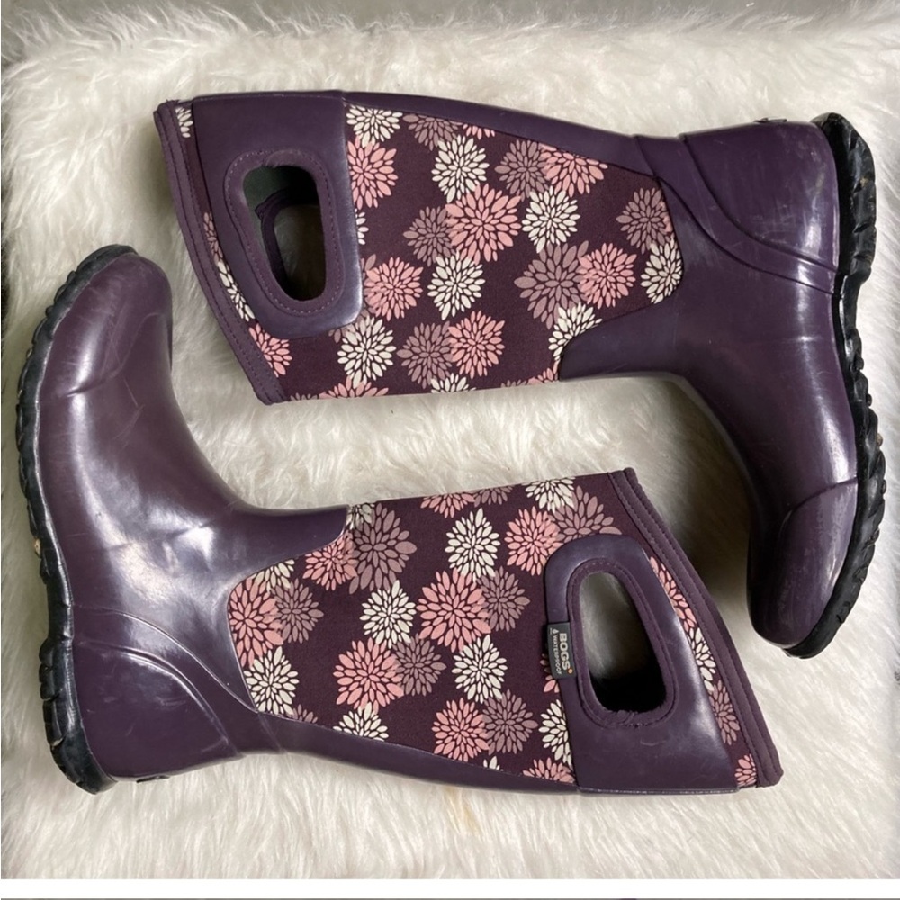 BOGS Women’s Tall Purple Floral Neoprene and Rubber Boots